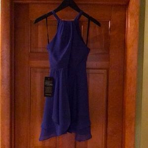 “bebe” Tulip Skirt Keyhole Dress. Size 2.